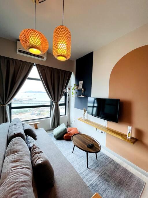 Jesselton Quay - Suite 1 By Staycation Suites Kk Kota Kinabalu Ngoại thất bức ảnh